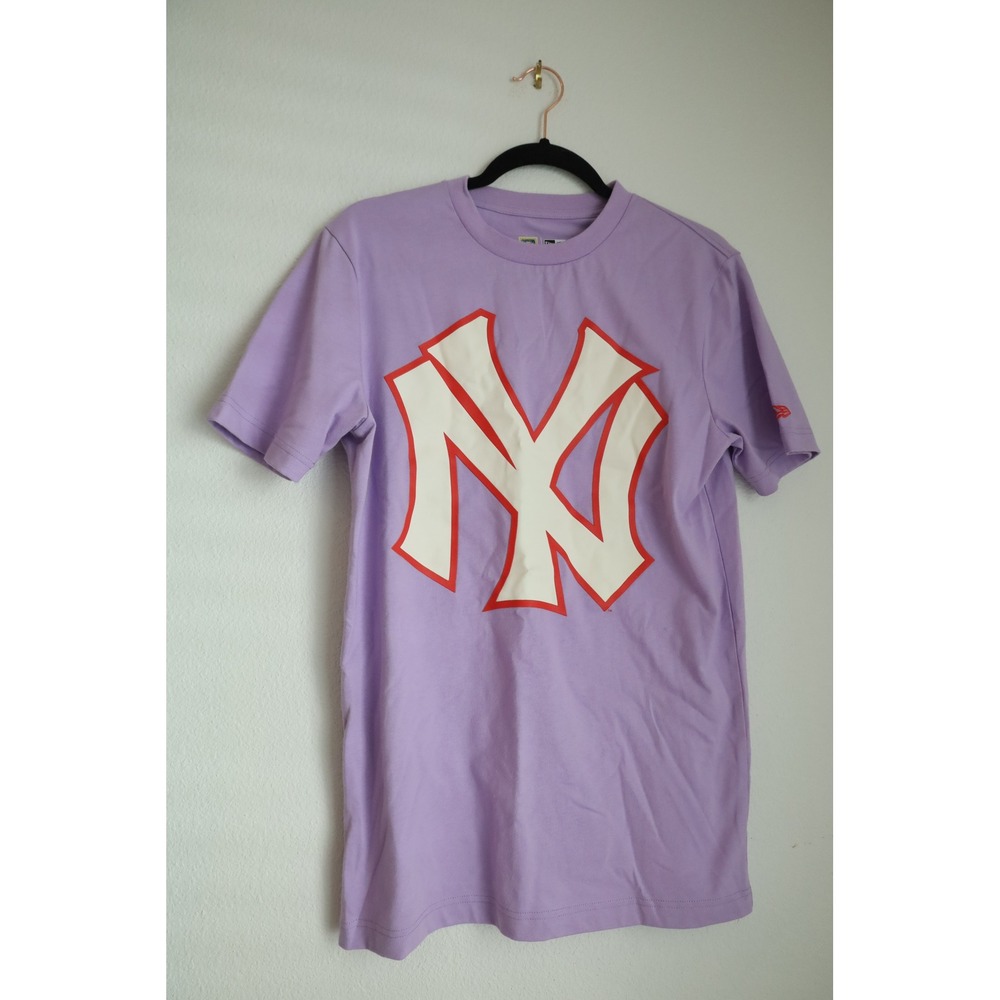 New Era NY Yankees T-Shirt Cooperstown Collection MLB Lavender Large